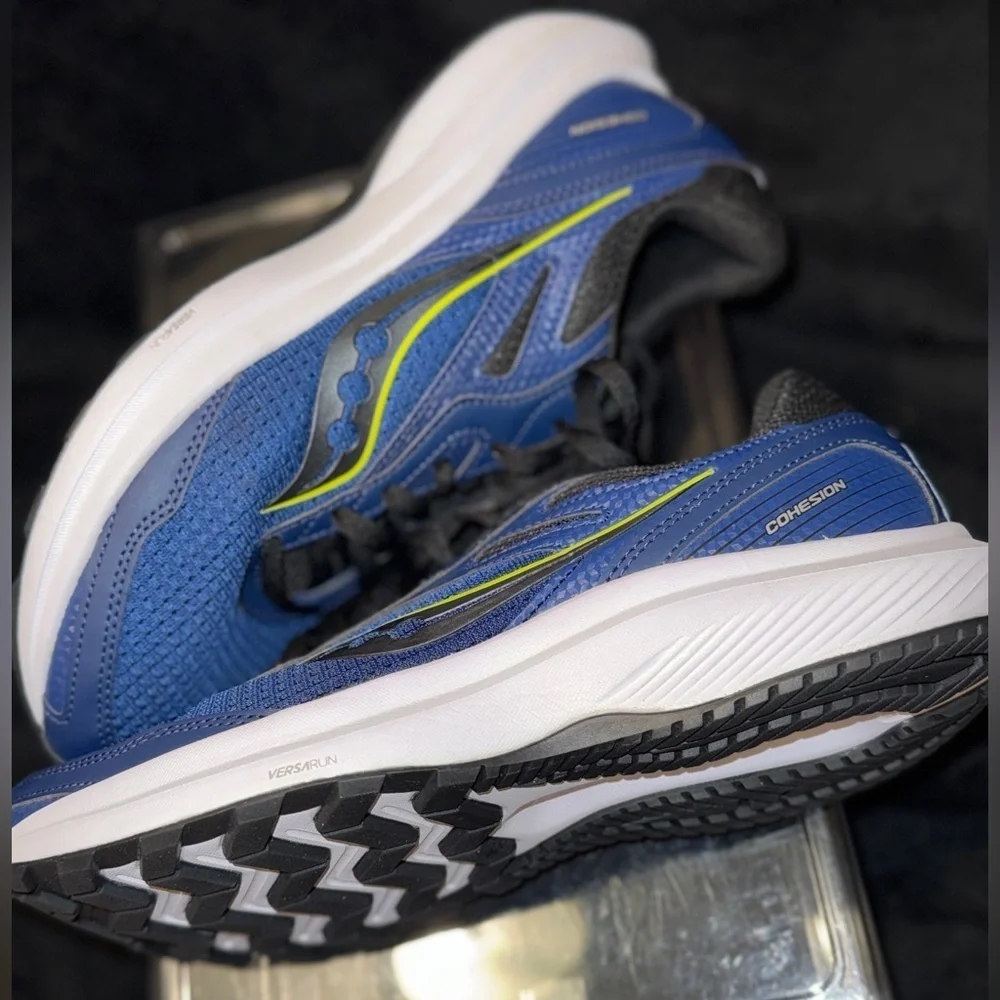 Saucony sleek blue